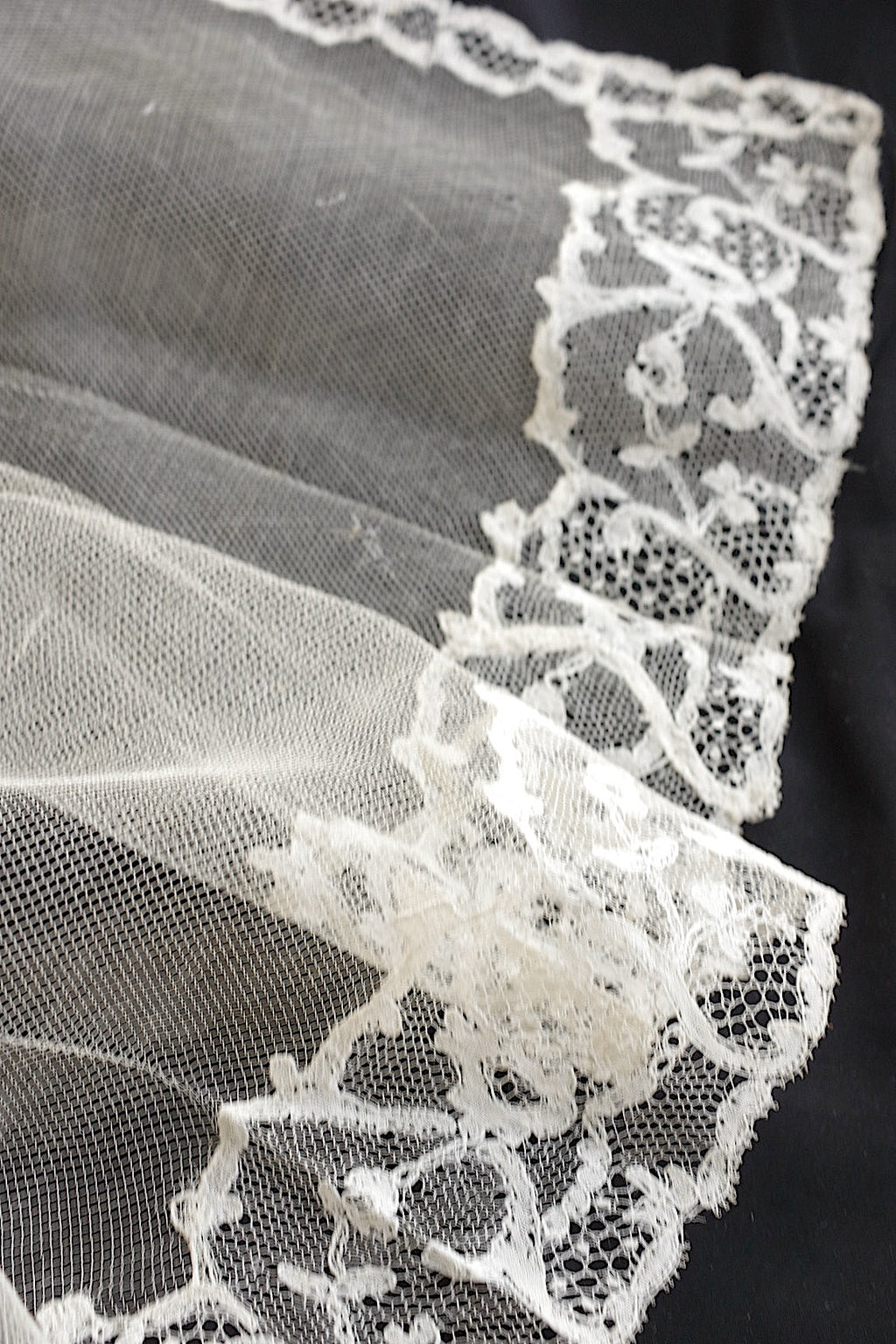 アンティークレース　dentelle ancinne　チュールベール