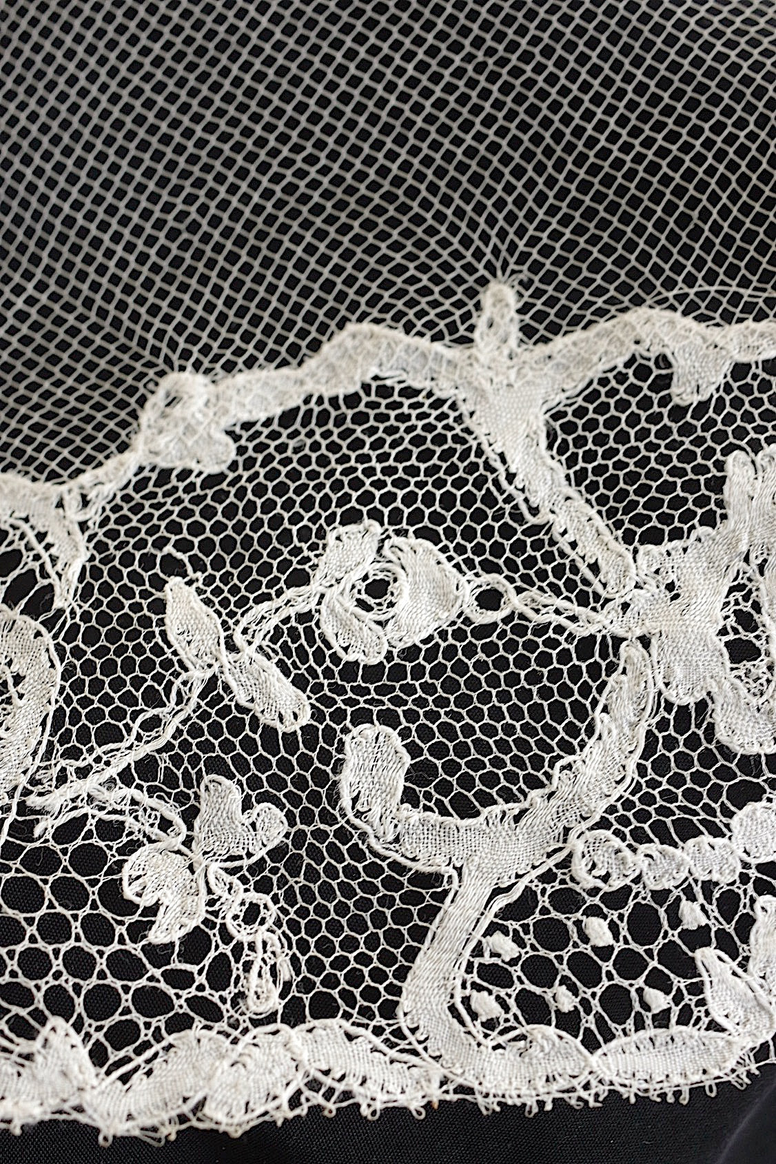 アンティークレース　dentelle ancinne　チュールベール