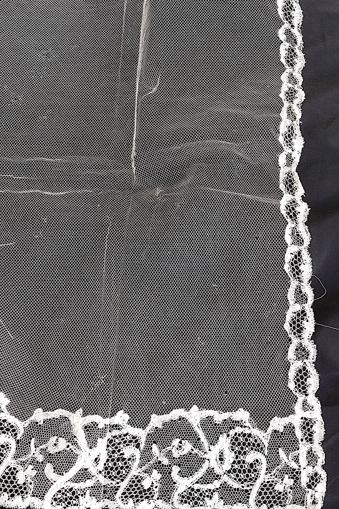 アンティークレース　dentelle ancinne　チュールベール