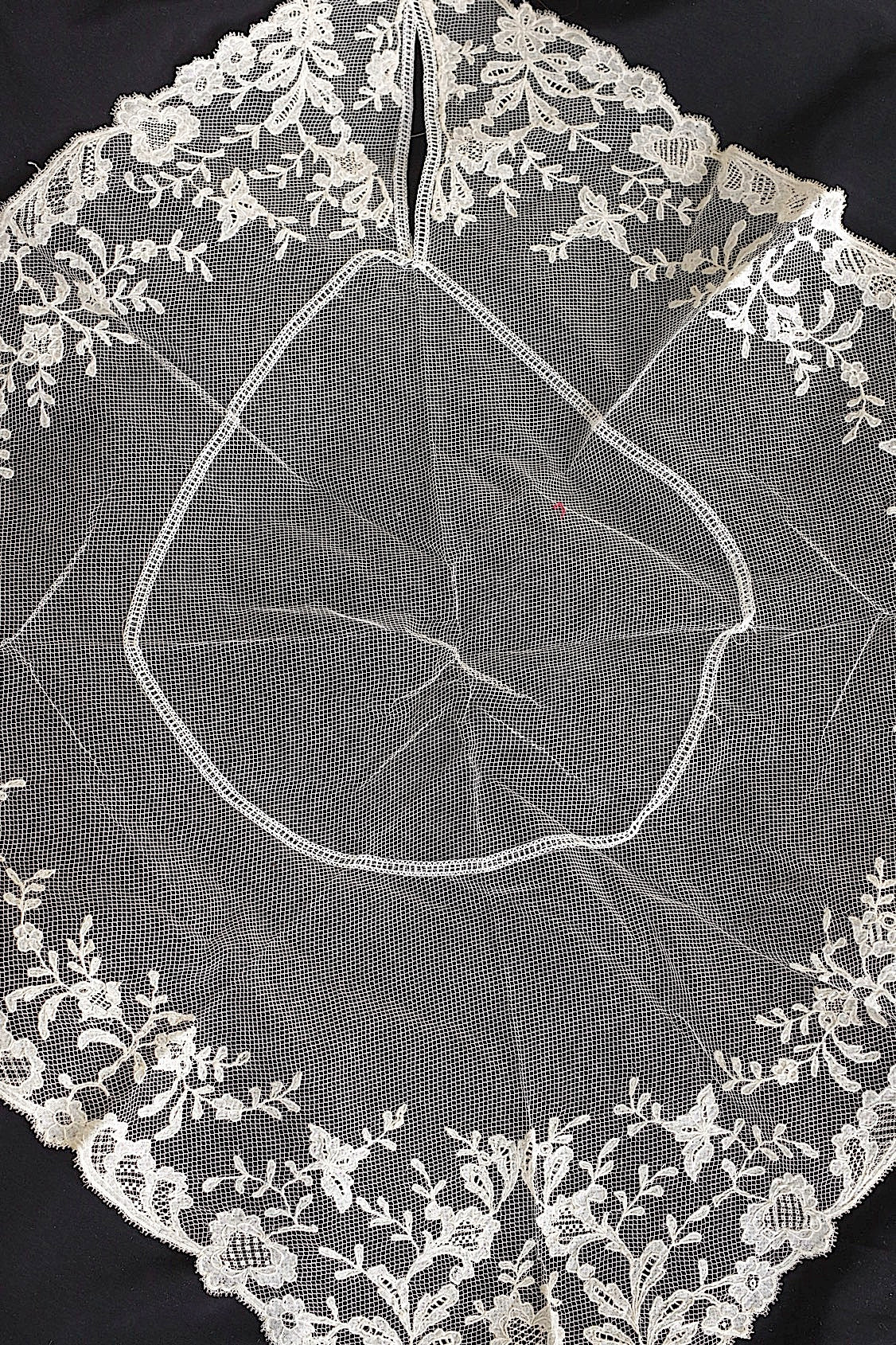 アンティークレース　dentelle ancinne　四角