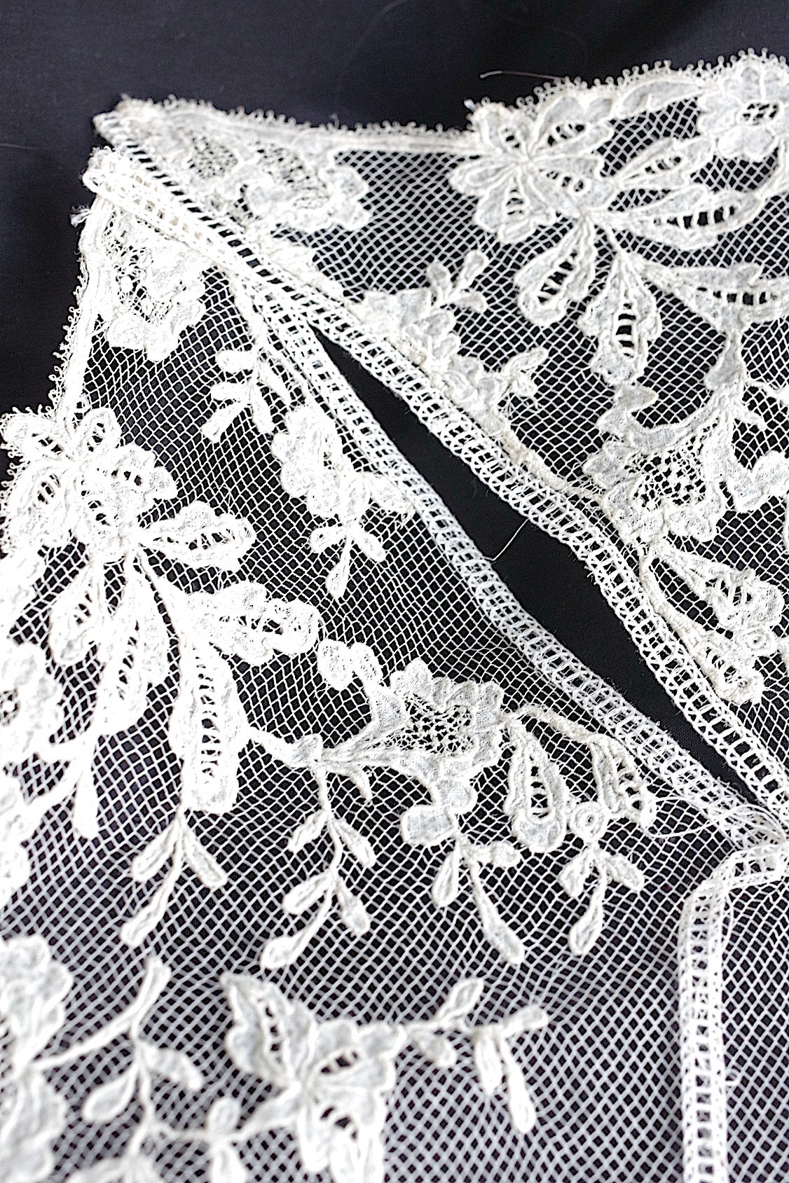 アンティークレース　dentelle ancinne　四角