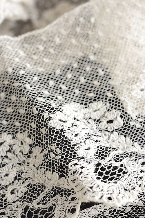 アンティークレース　dentelle ancinne　235cm