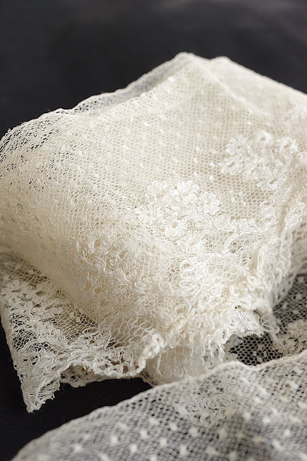 アンティークレース　dentelle ancinne　235cm