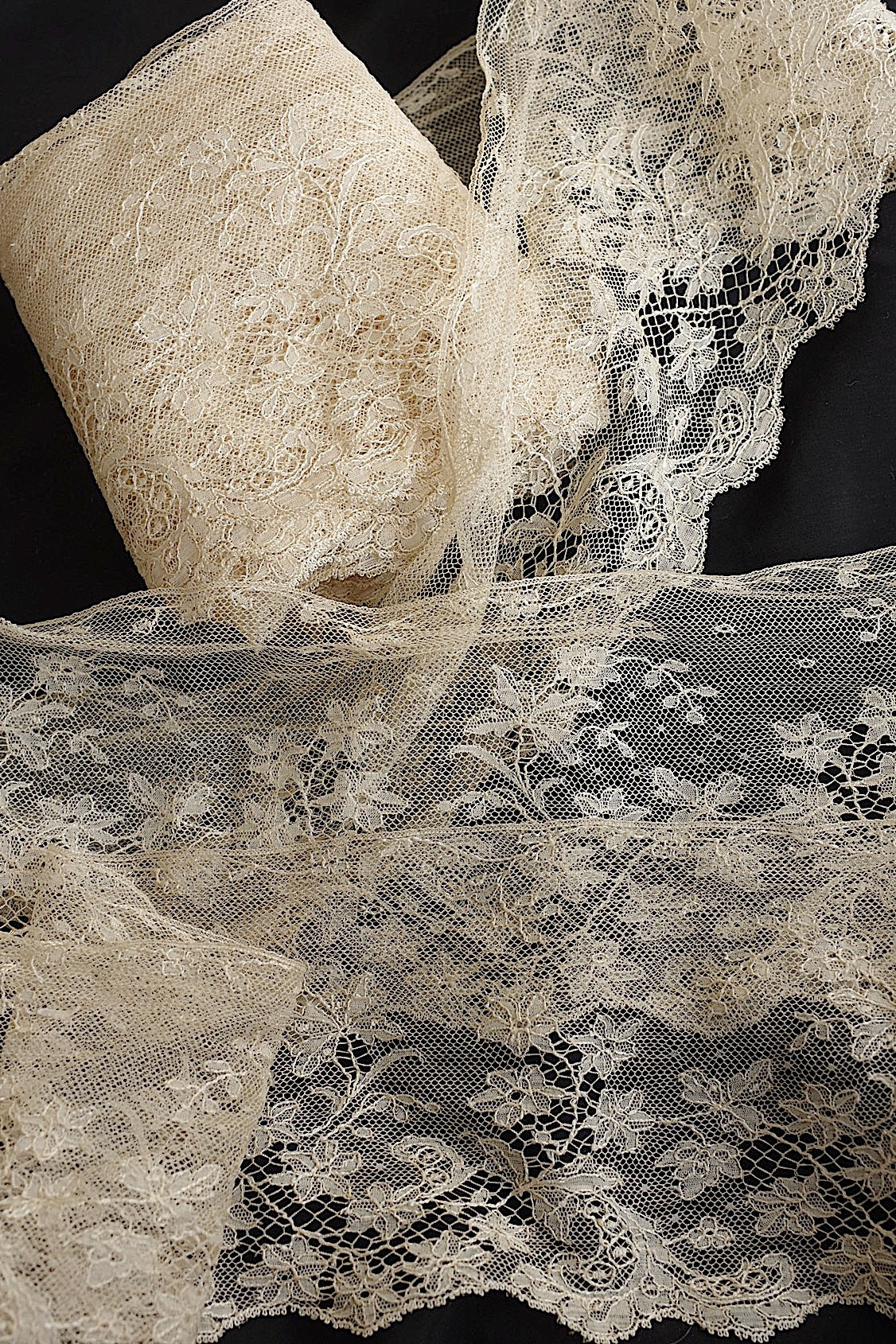 アンティークレース　dentelle ancinne　480cm