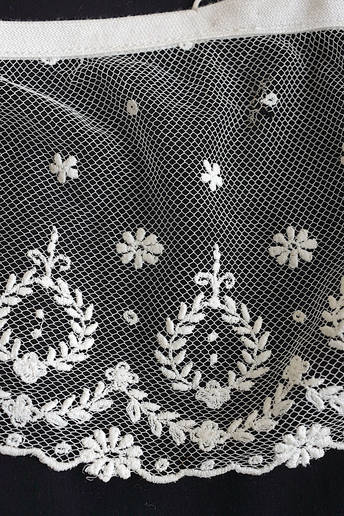 アンティークレース　dentelle ancinne　2種