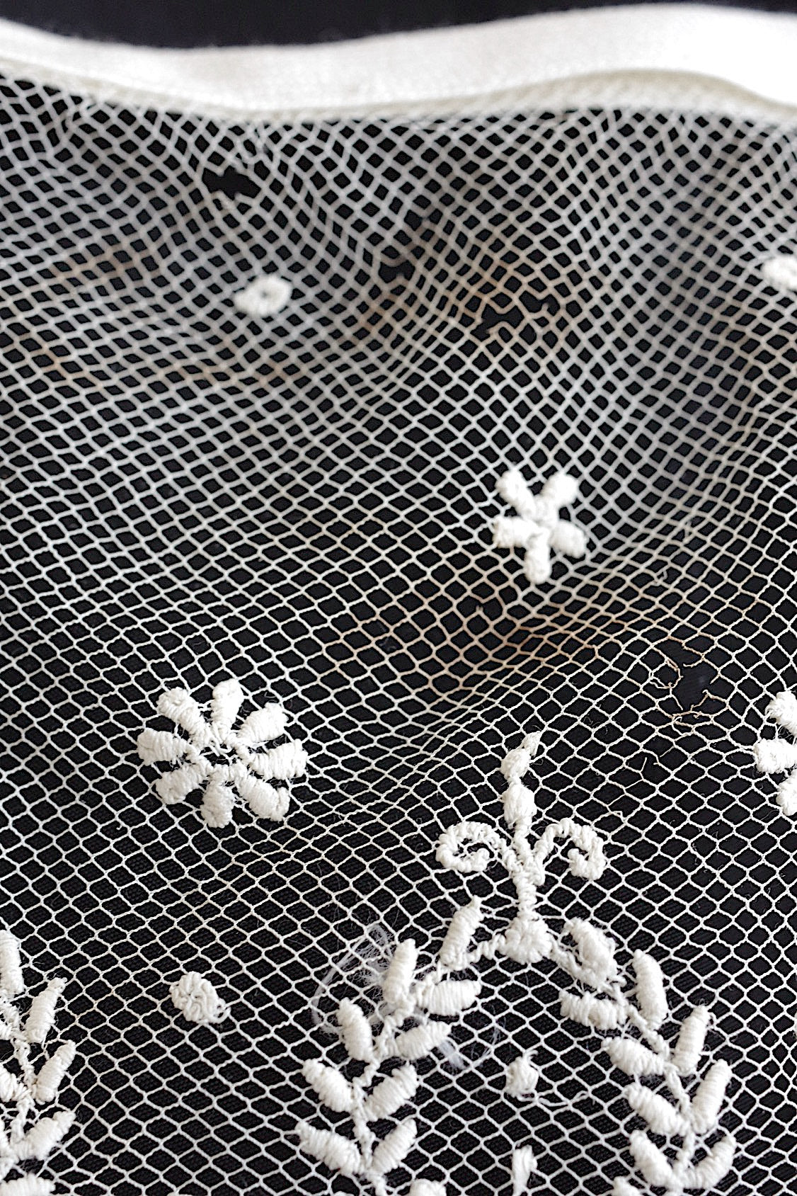 アンティークレース　dentelle ancinne　2種