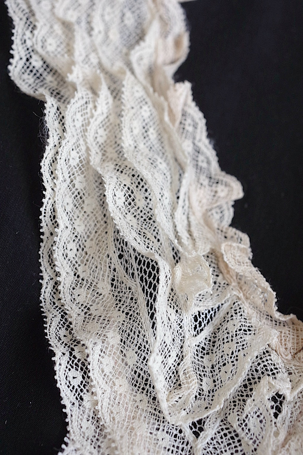 Ancienne dentelle dentelle ancinne jabot