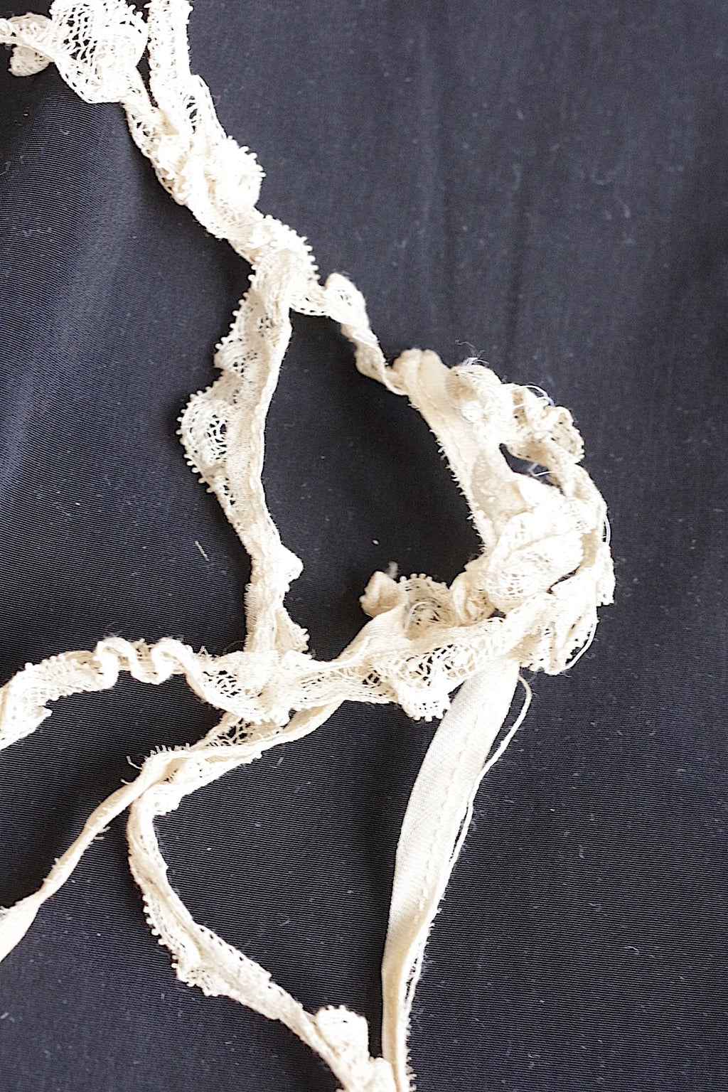 Ancienne dentelle dentelle ancinne jabot