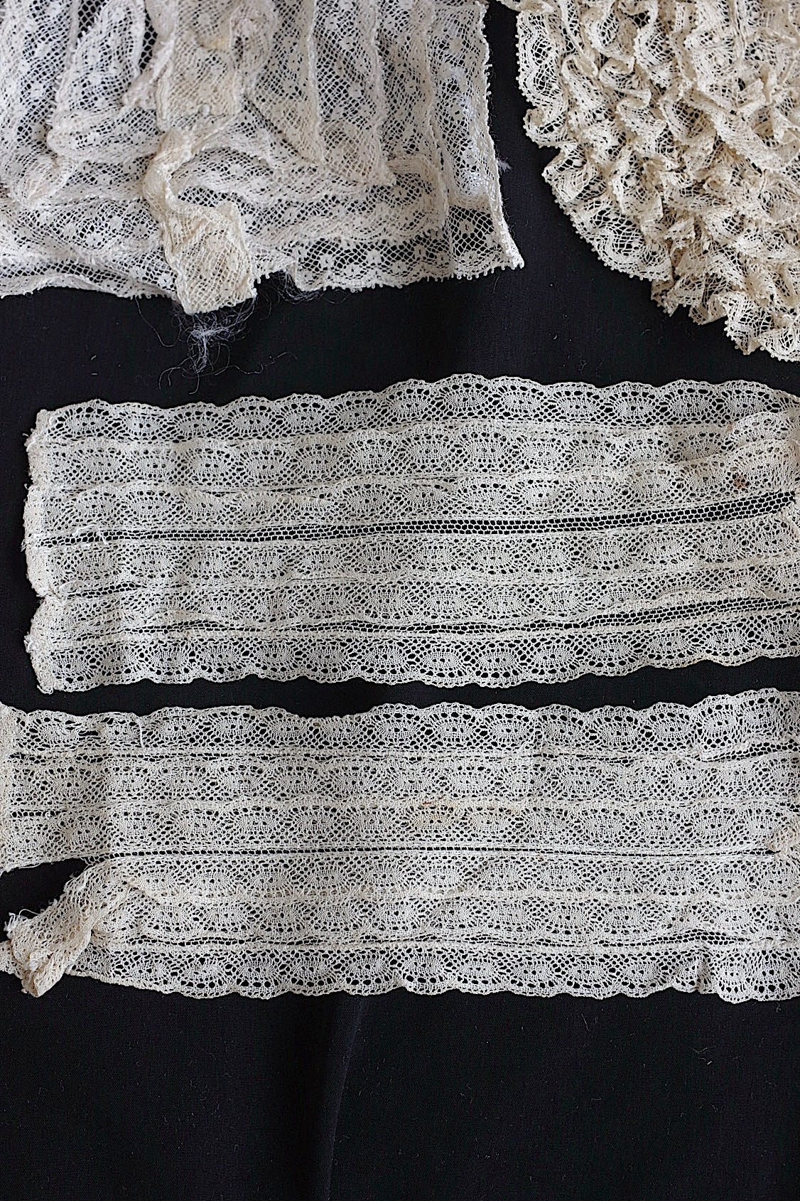 Ancienne dentelle dentelle ancinne jabot