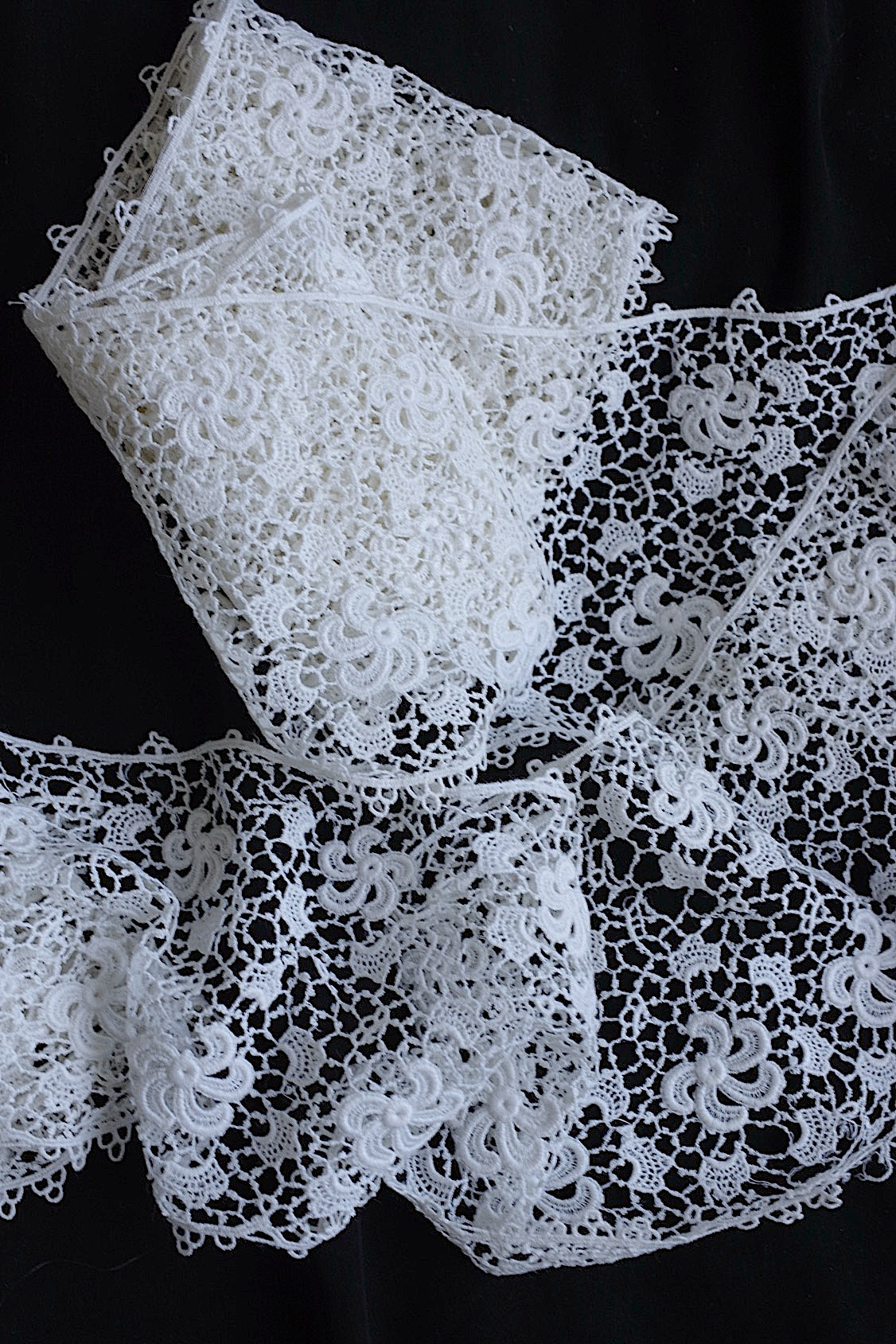 アンティークレース　dentelle ancinne　220cm