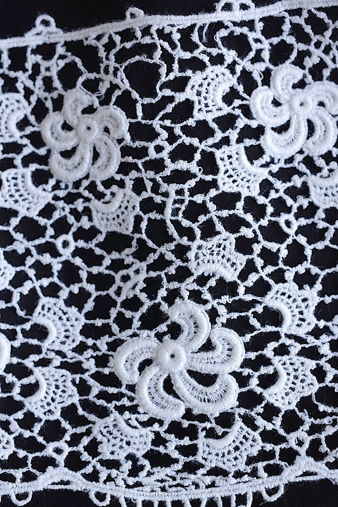 アンティークレース　dentelle ancinne　220cm