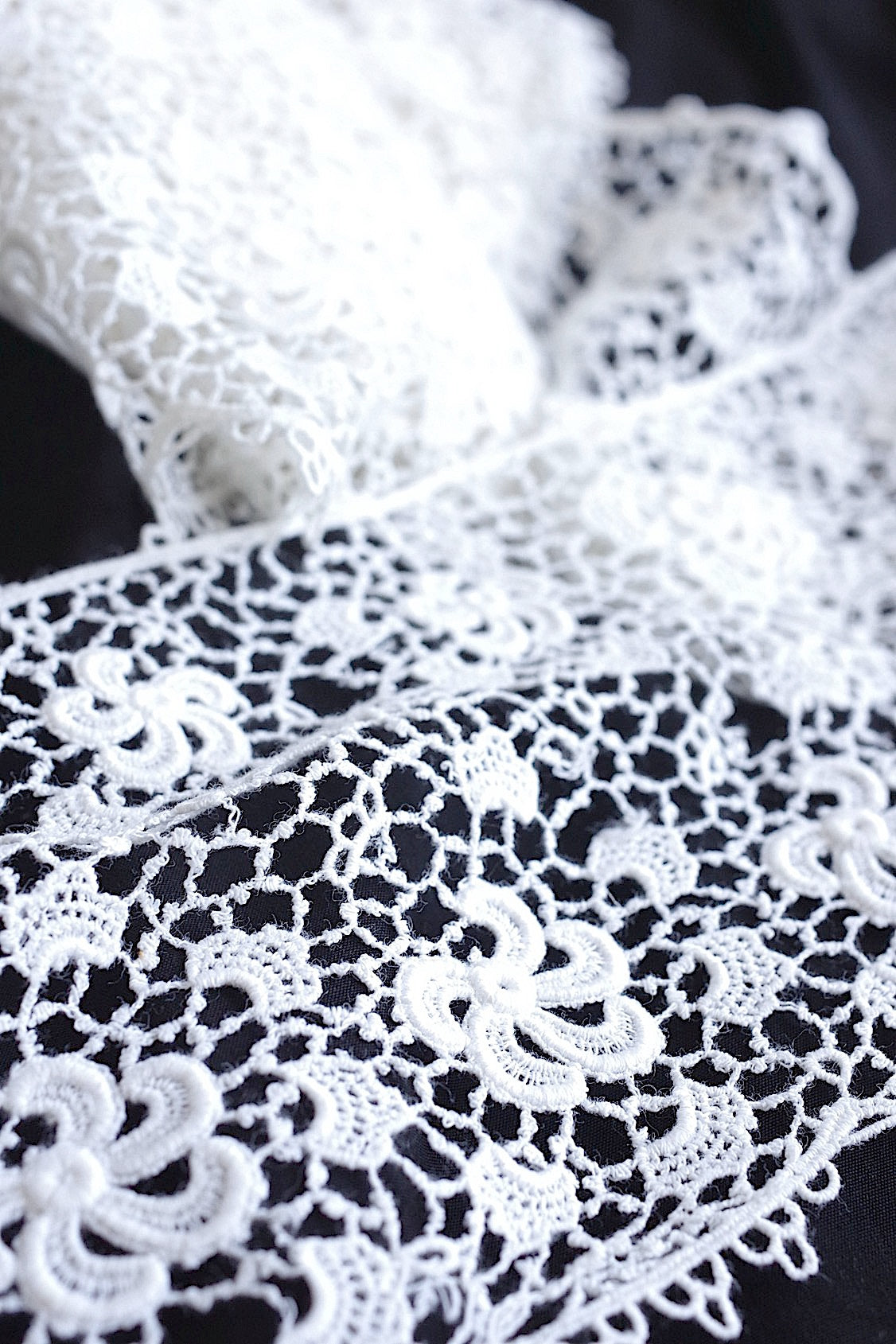 アンティークレース　dentelle ancinne　220cm