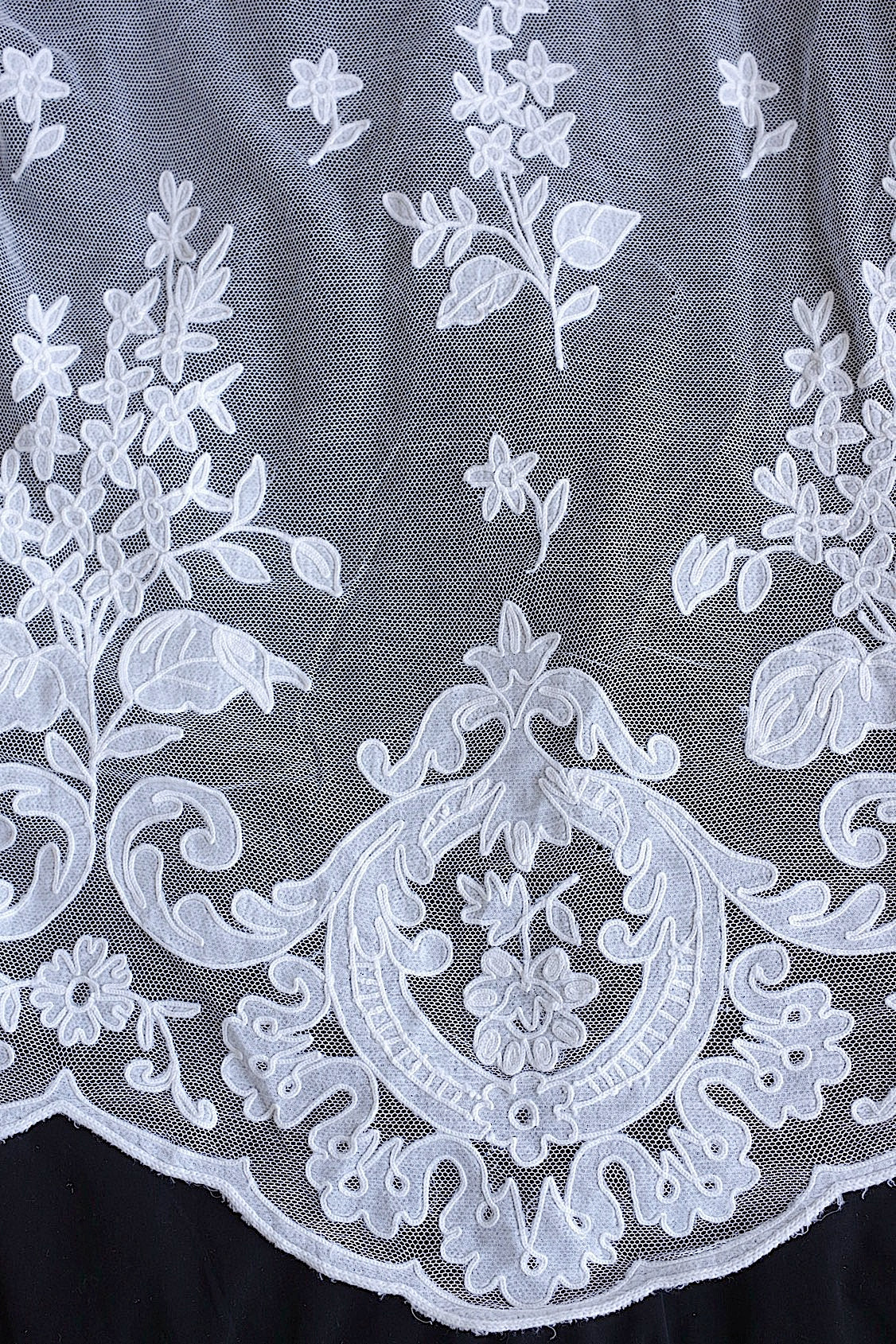 アンティークレース　dentelle ancinne　bas d'aube