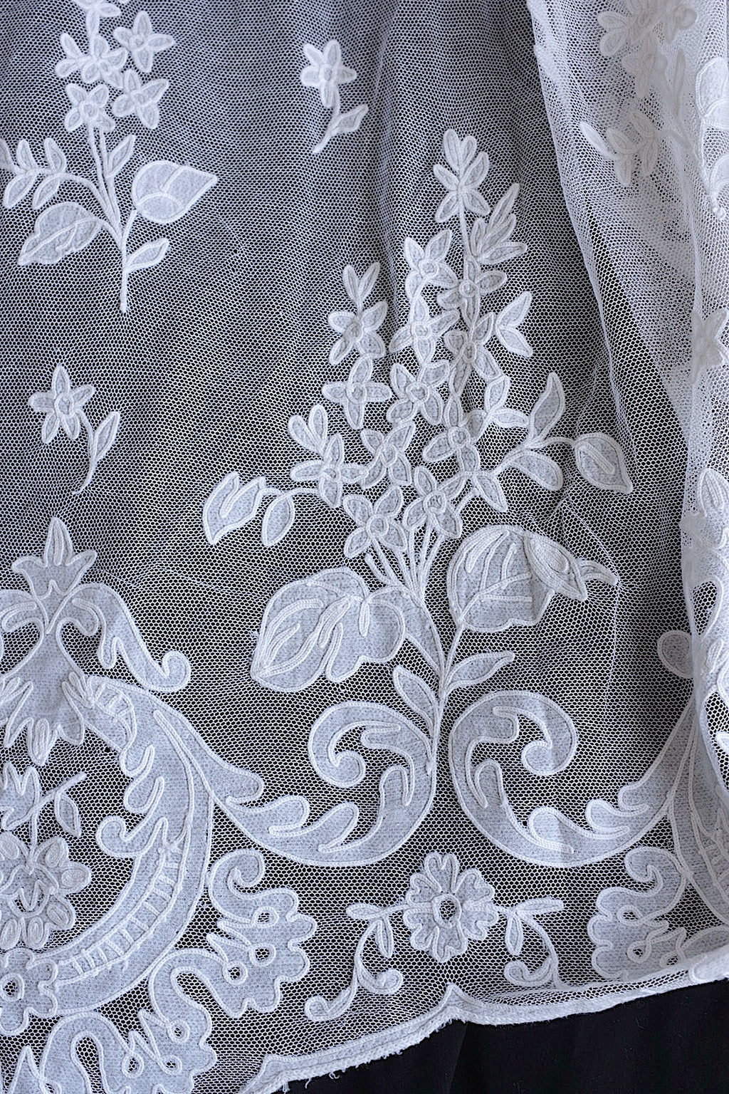 アンティークレース　dentelle ancinne　bas d'aube