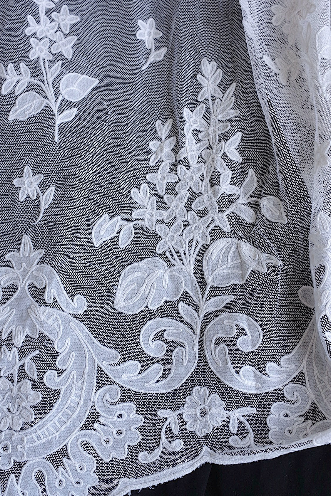 アンティークレース　dentelle ancinne　bas d'aube