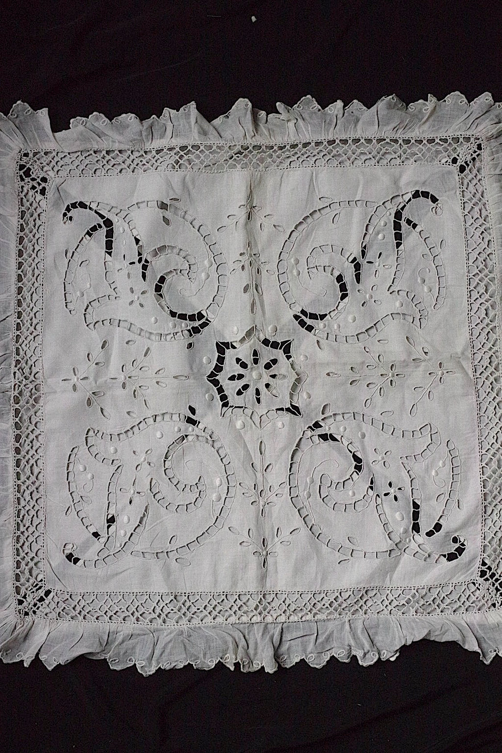 アンティークレース　dentelle ancienne　クッションカバー