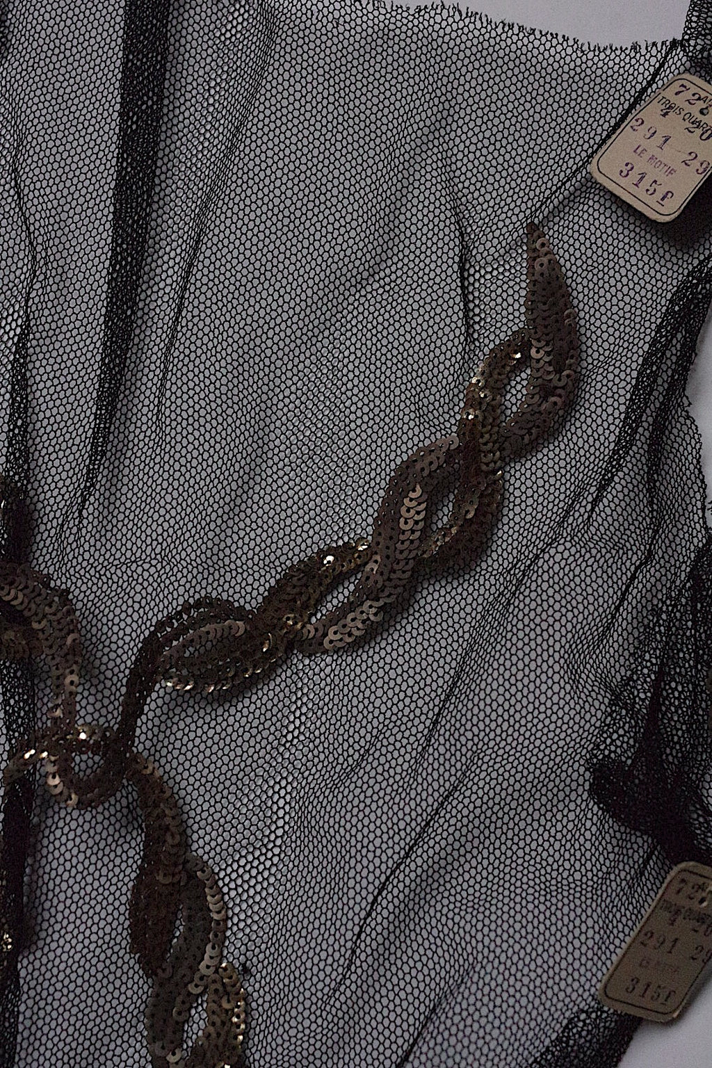 アンティークレース　dentelle ancienne　くろチュールモチーフ５枚