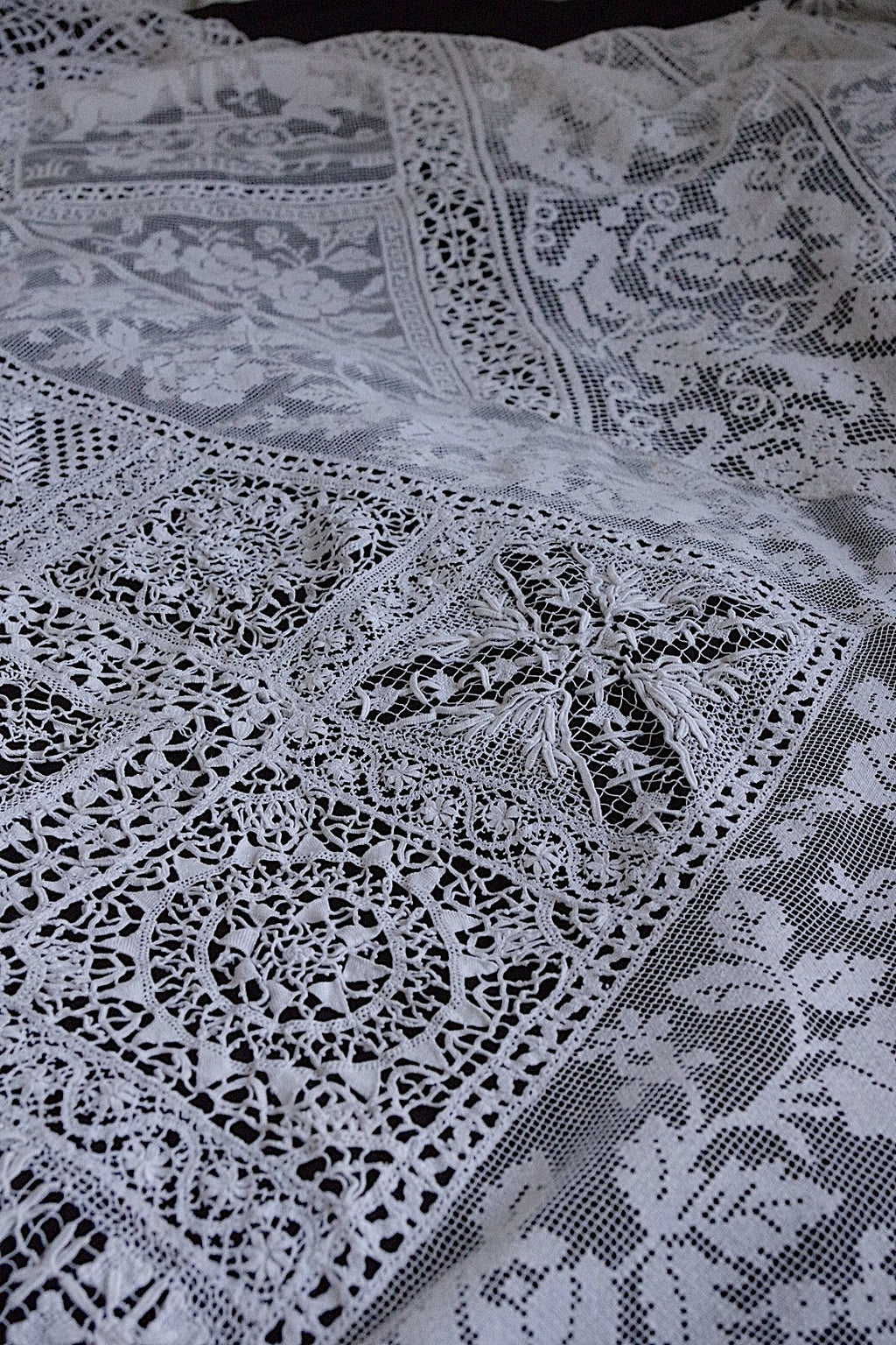 アンティーククロス　linge de maison antique