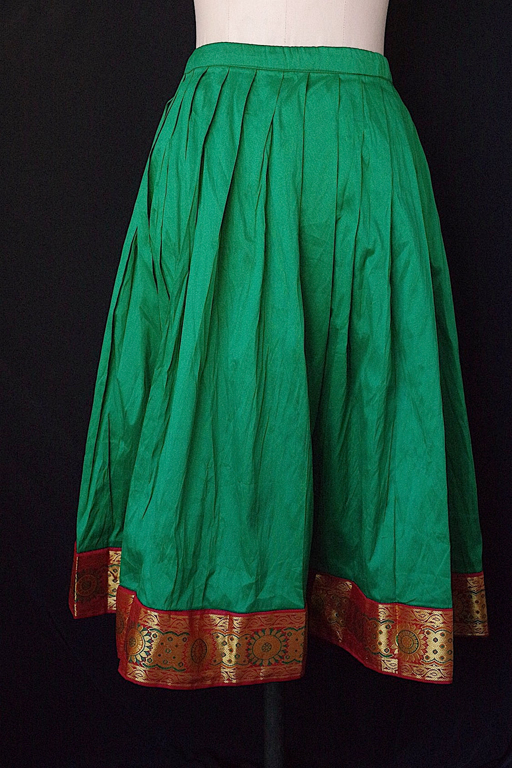 ヴィンテージスカート　vêtement vintage skirt