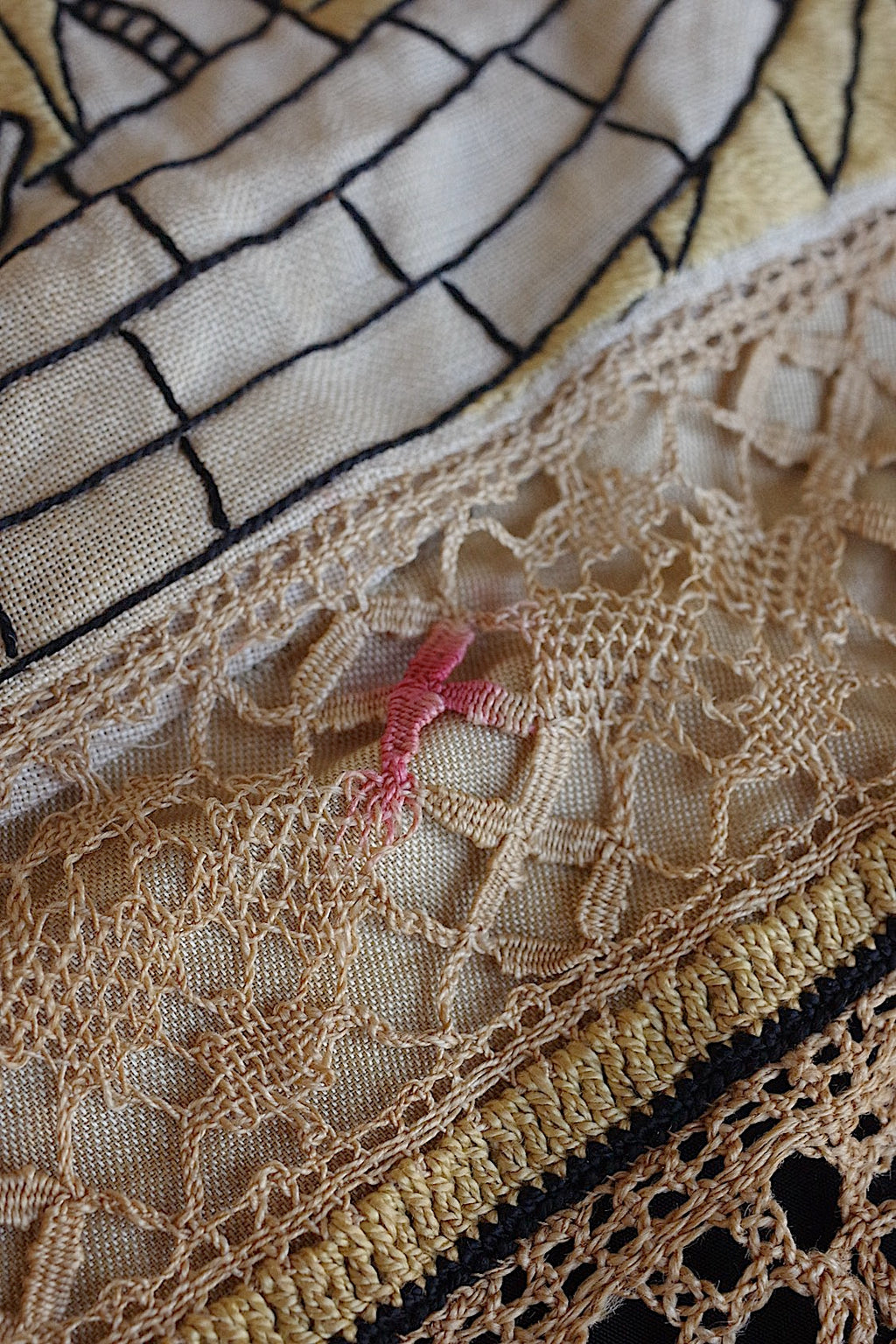 Tissu ancien à nappe antique