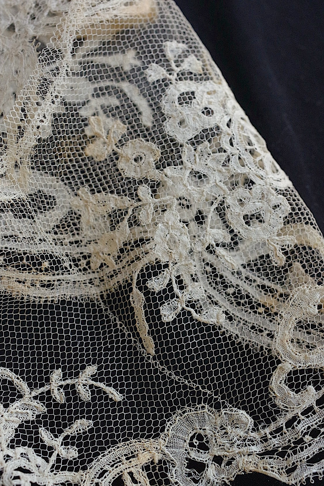 Dentelle ancienne dentelle ancienne 145cm