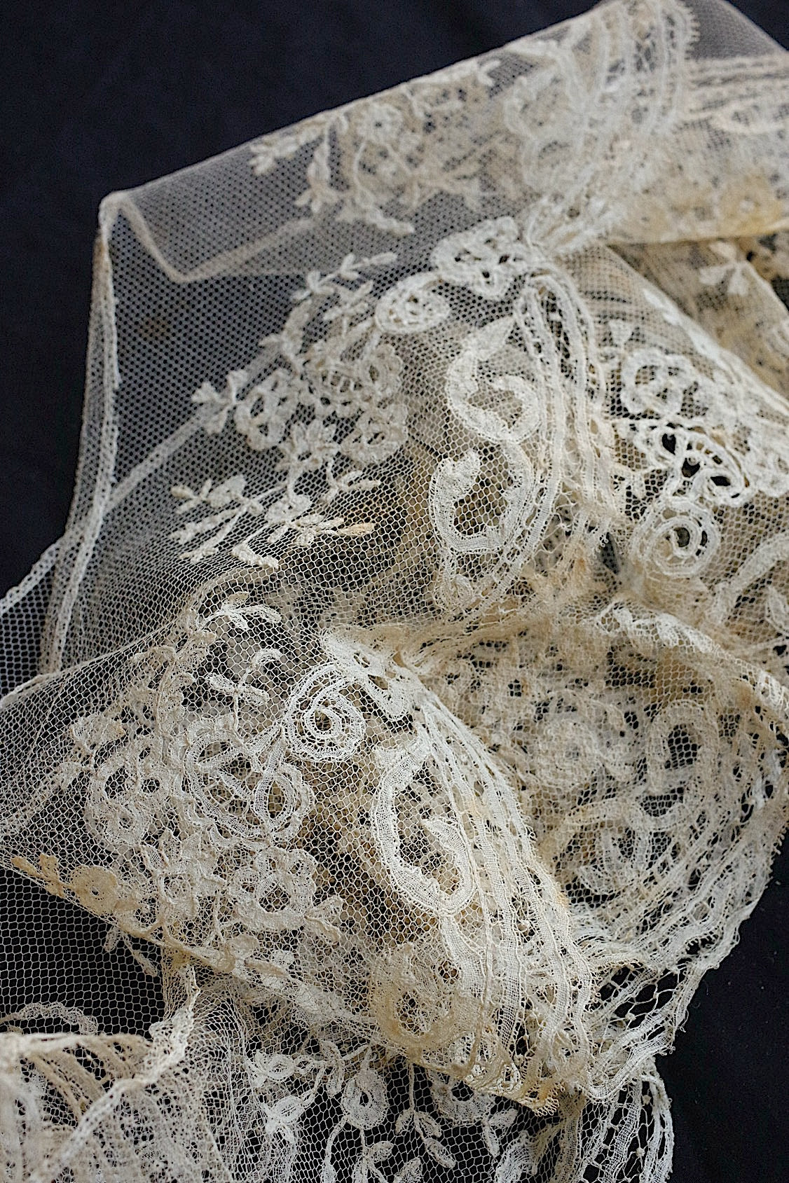 Dentelle ancienne dentelle ancienne 145cm