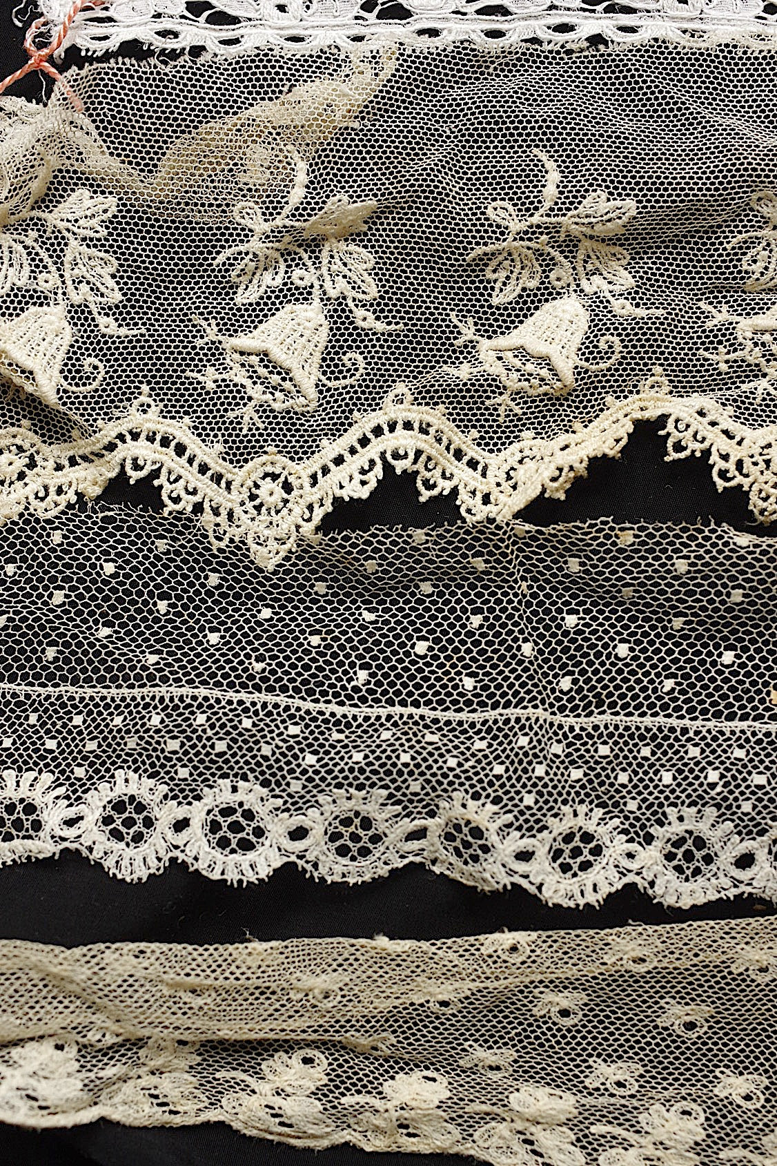 アンティークレース　dentelle ancienne 13種　素材用