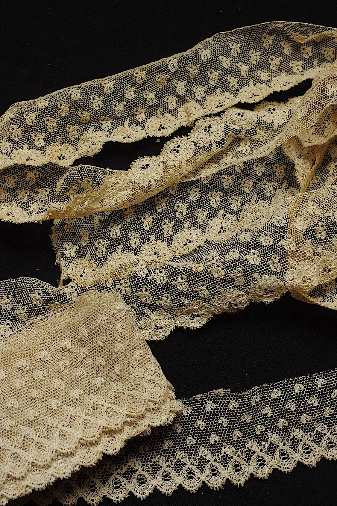 Dentelle ancienne dentelle ancienne 2 types pour matériel