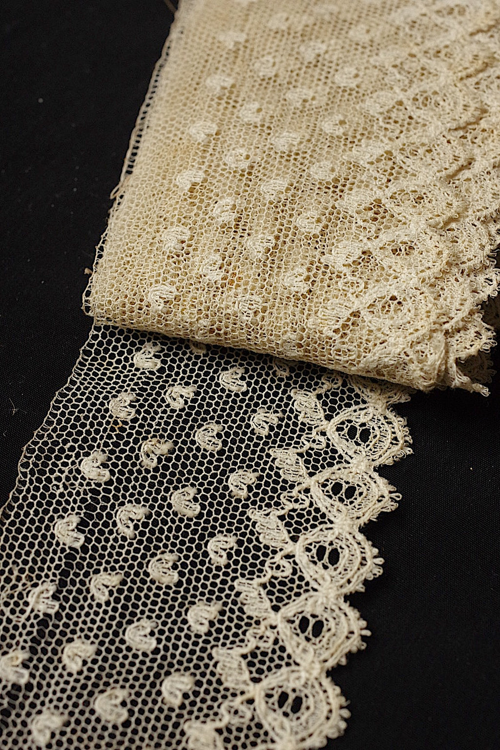 Dentelle ancienne dentelle ancienne 2 types pour matériel