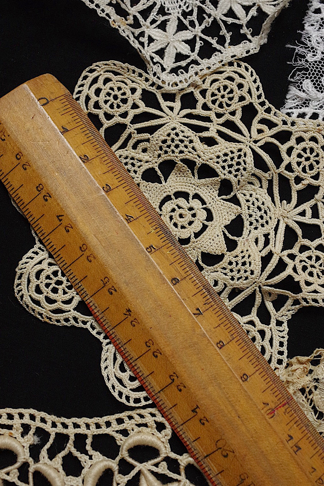 アンティークレース dentelle ancienne 13種 素材用 - .FR a l'epoque
