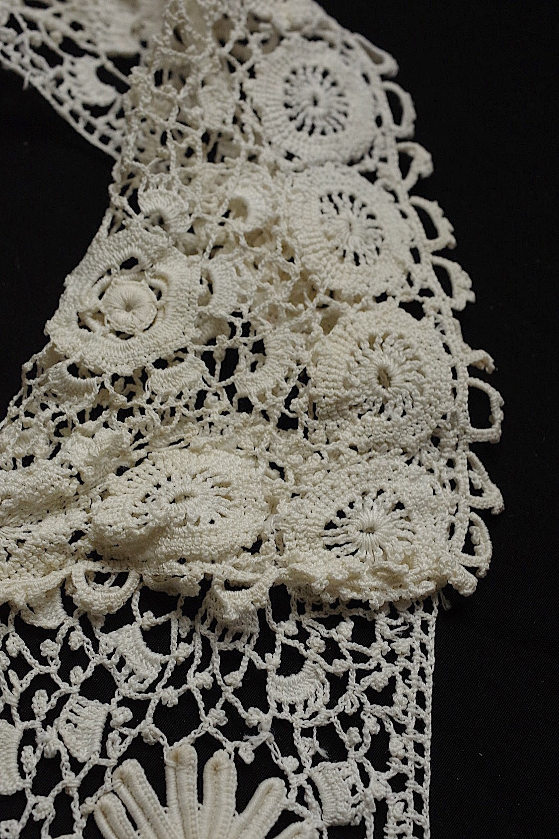 アンティークレース dentelle ancienne クロシェ襟周り - .FR a l'epoque
