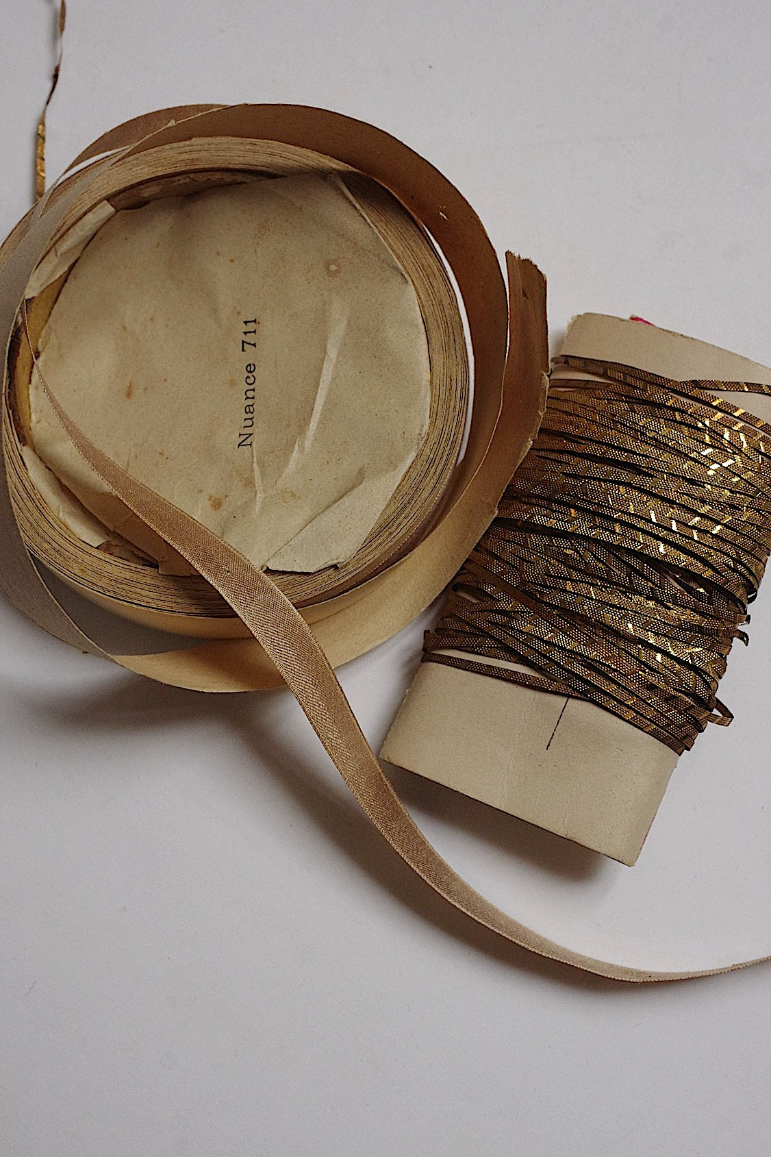 Ruban Antique Ruban Antique Soie + Métal