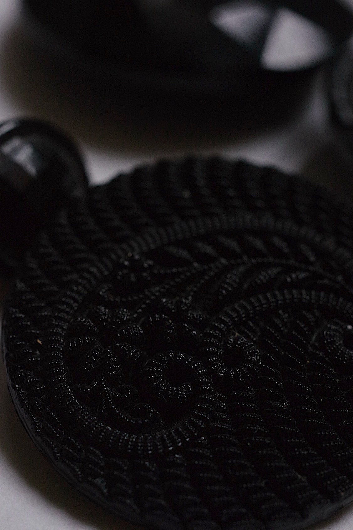 Boutons anciens, noirs, lot de 4