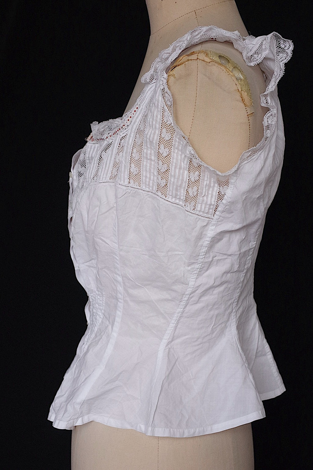 Antique lace top (vetement antique)