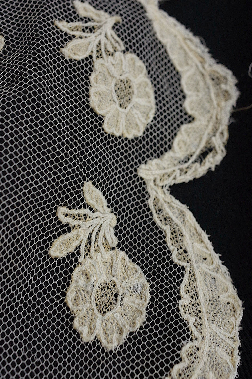 アンティークレース　dentelle ancienne 大きめベール