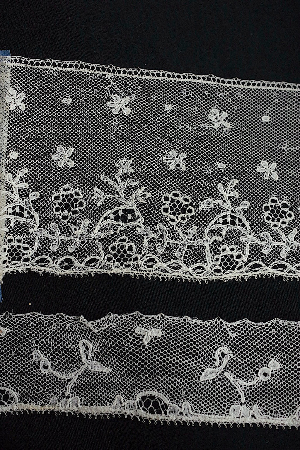 アンティークレース　dentelle ancienne2種