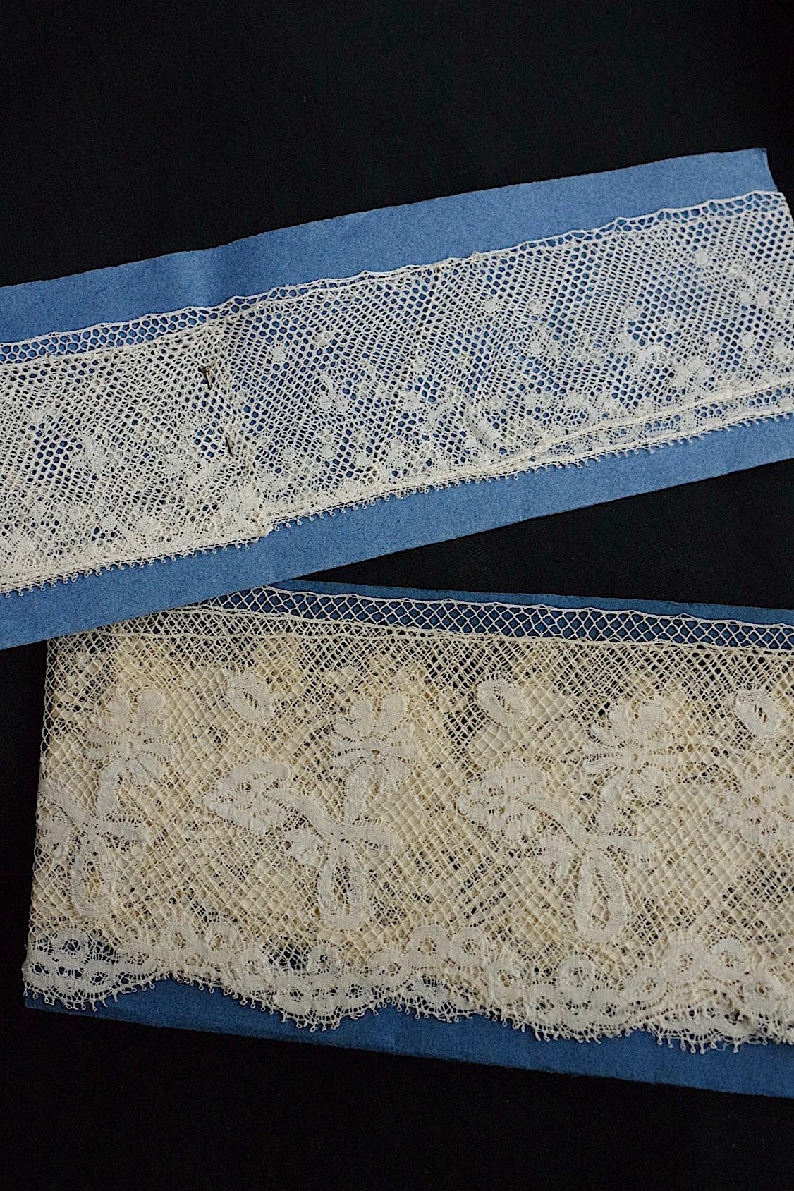 Antique lace dentelle ancienne (2 types)