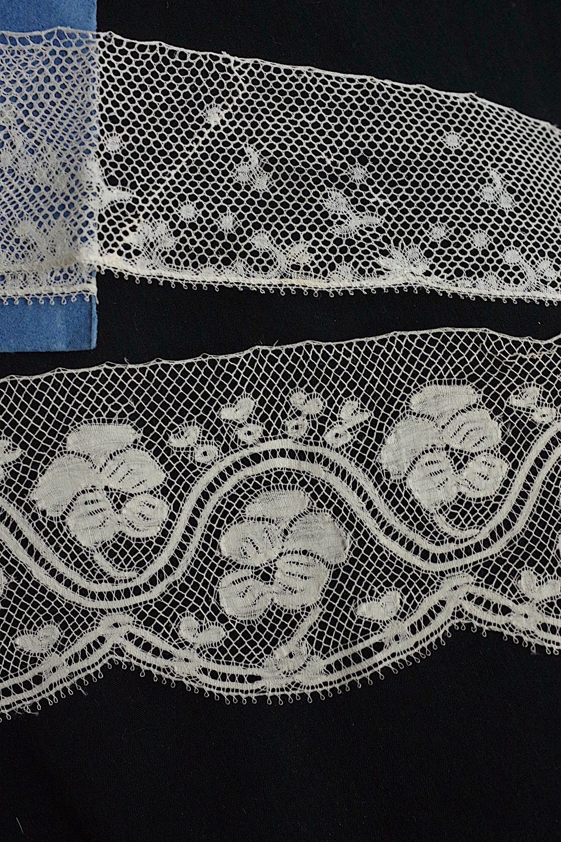 Antique lace dentelle ancienne (2 types)