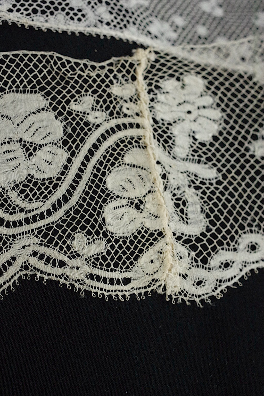 Antique lace dentelle ancienne (2 types)