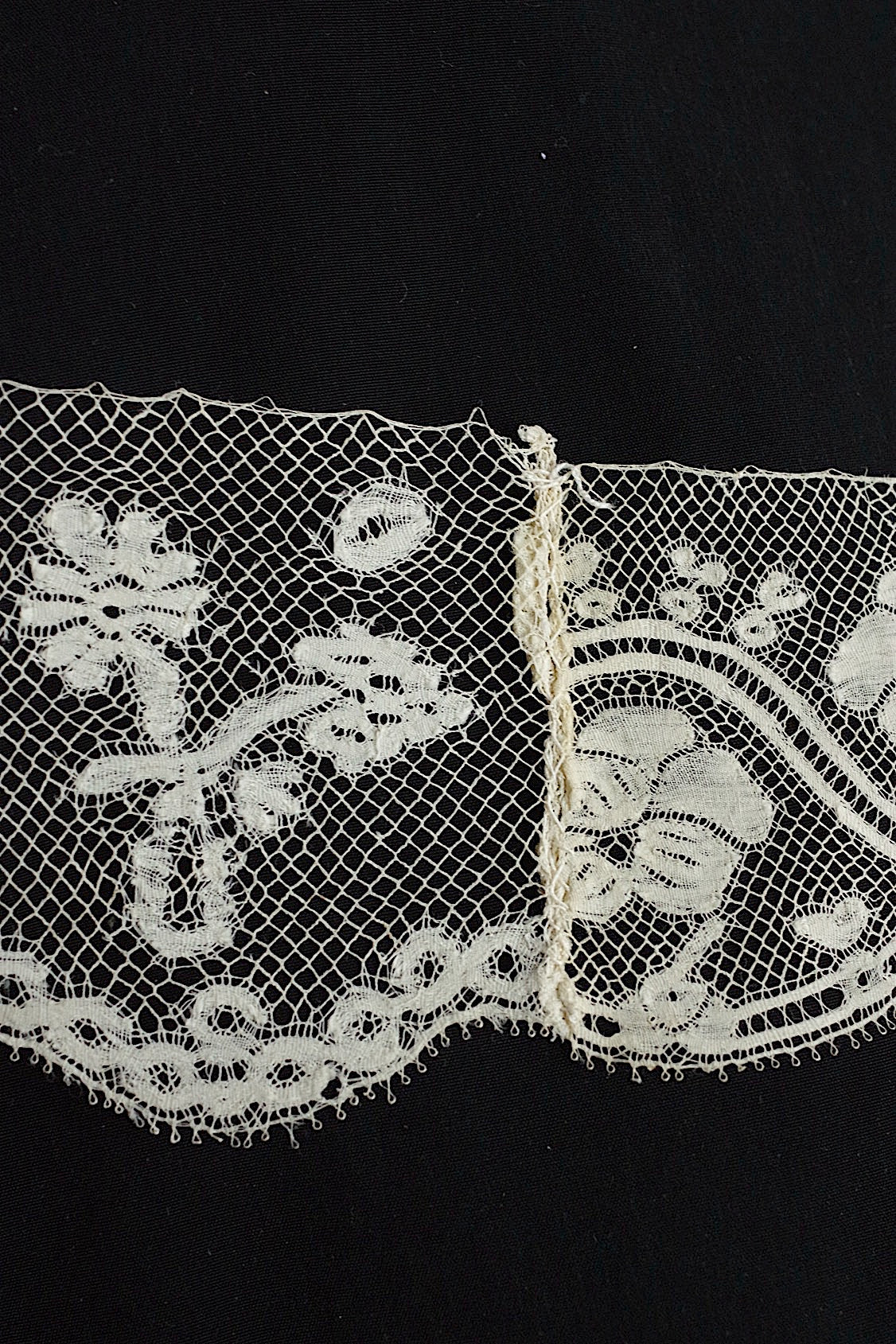 Antique lace dentelle ancienne (2 types)