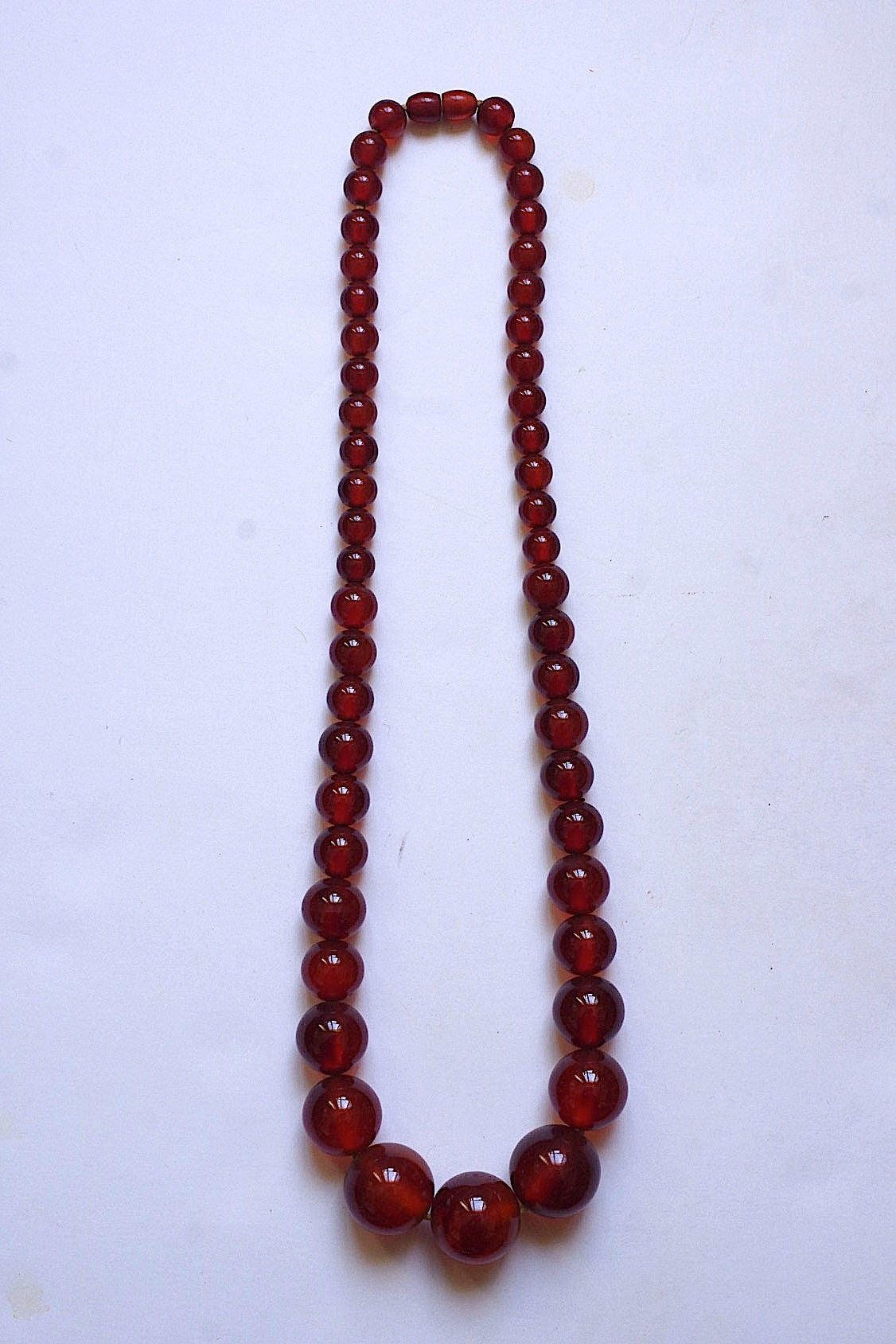 Collier ancien en bakélite