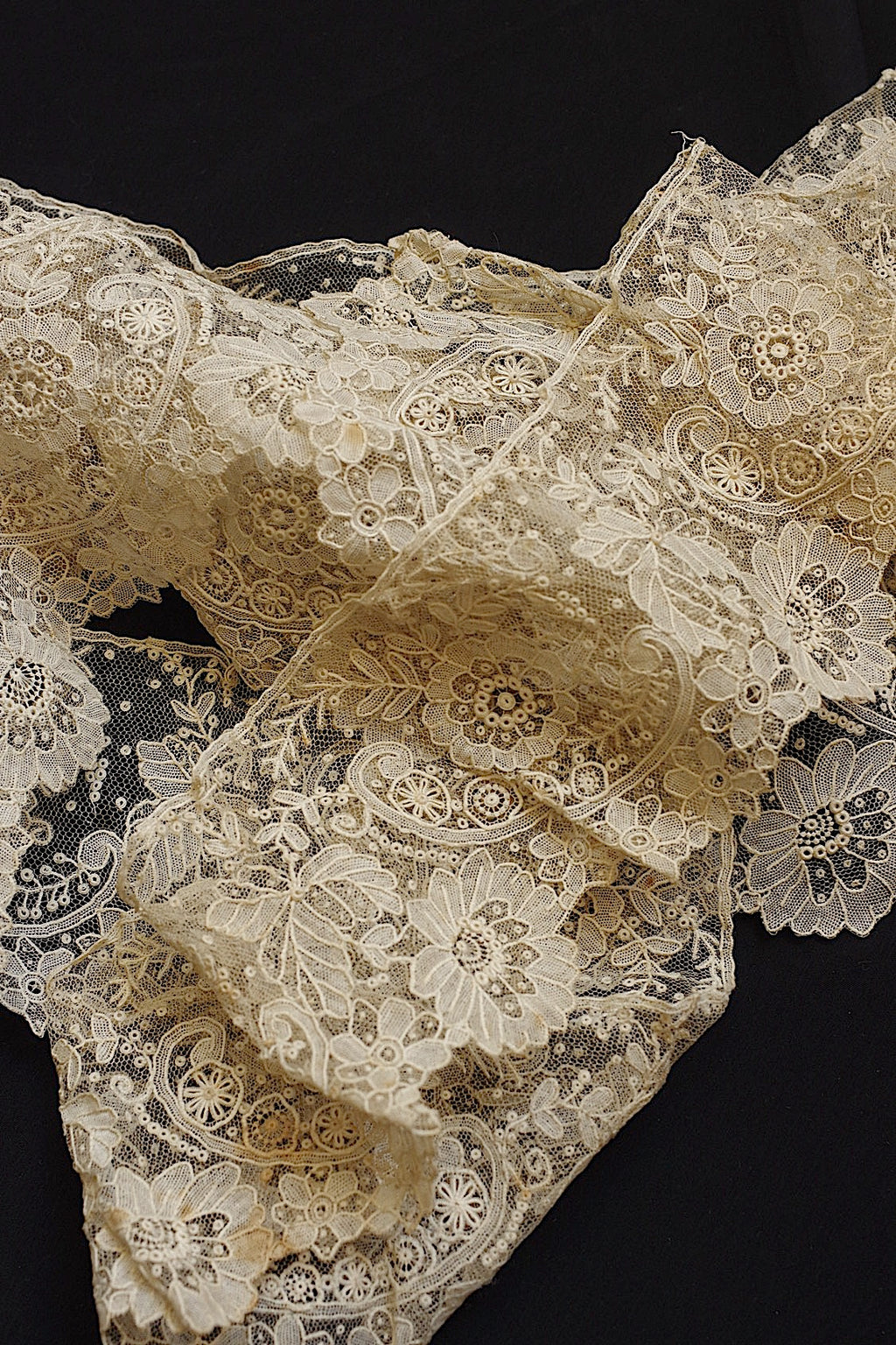 アンティークレース　dentelle ancienne ブリュクセル 220cm