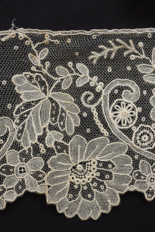 Dentelle ancienne dentelle ancienne Bruxelles 220cm