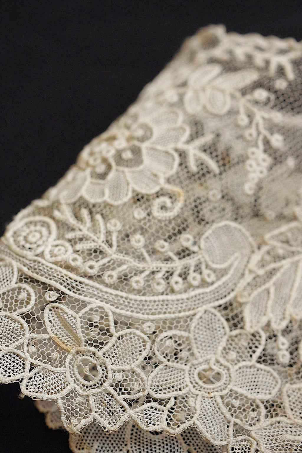 アンティークレース　dentelle ancienne ブリュクセル 220cm