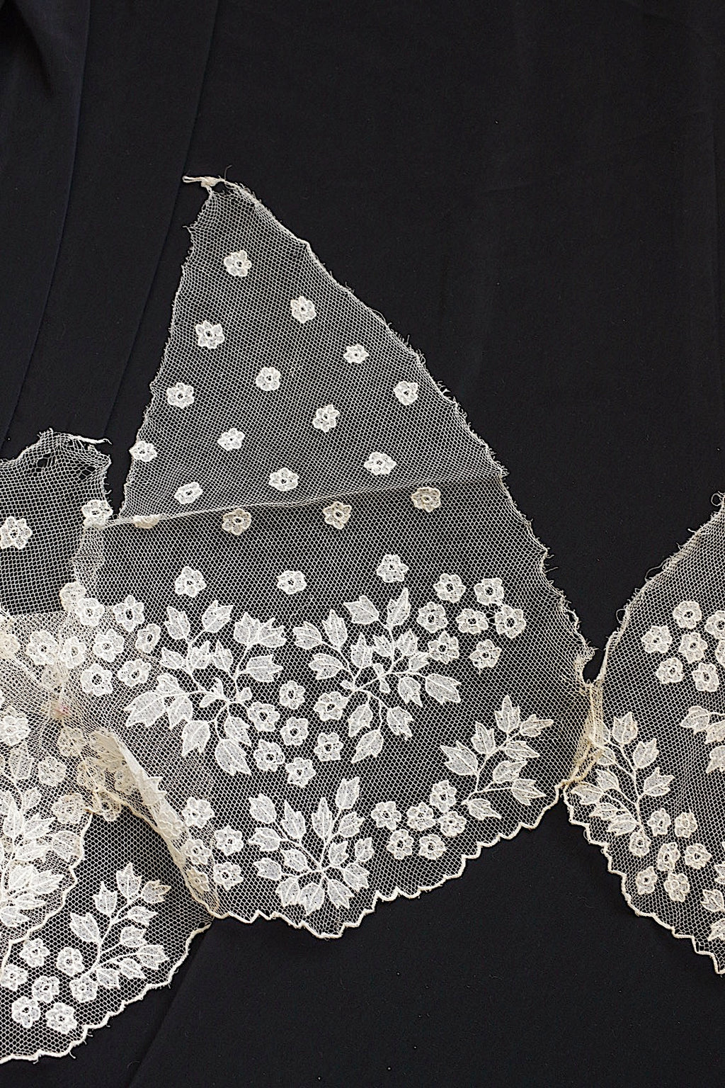 アンティークレース　dentelle ancienne ハギレ