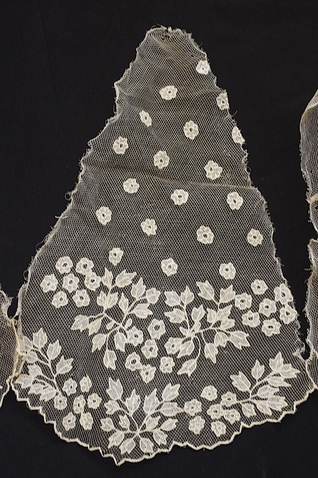 アンティークレース　dentelle ancienne ハギレ