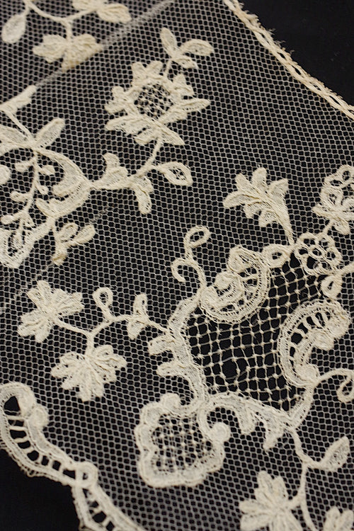 アンティークレース　dentelle ancienne 襟型