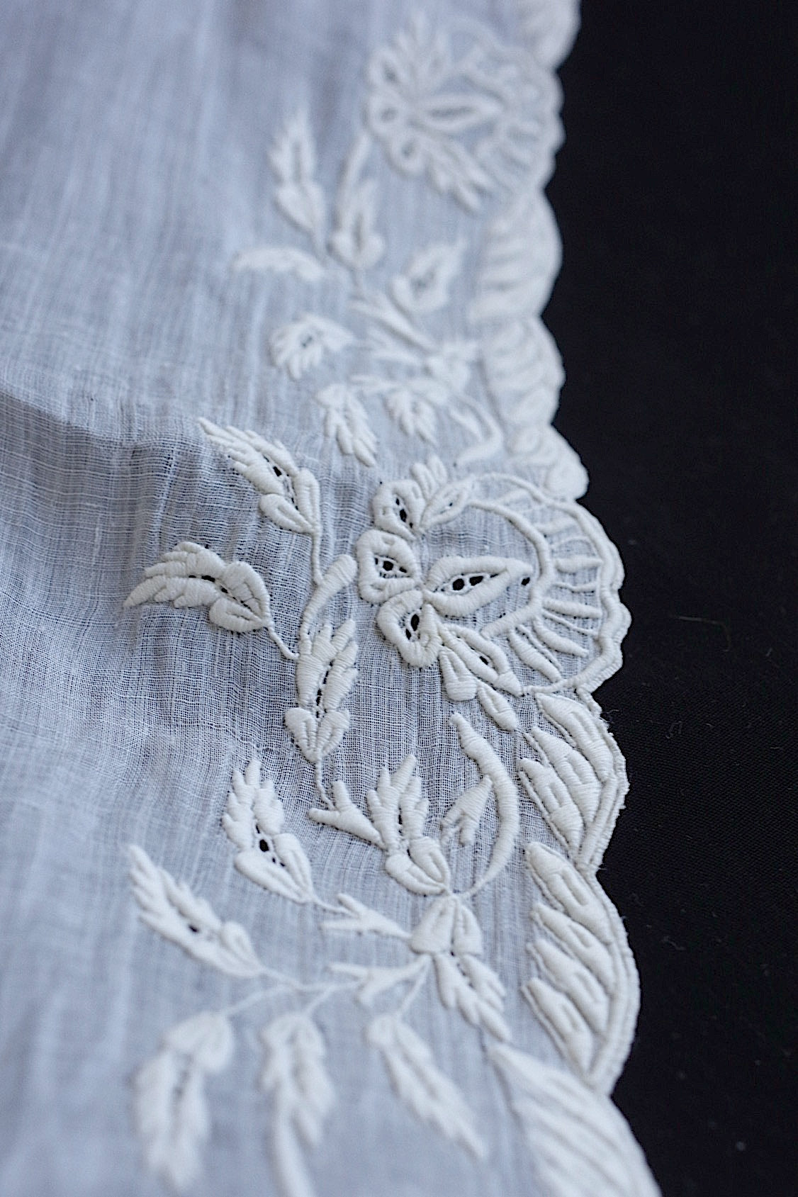 Mouchoir ancien en dentelle ancien mouchoir brodé 2