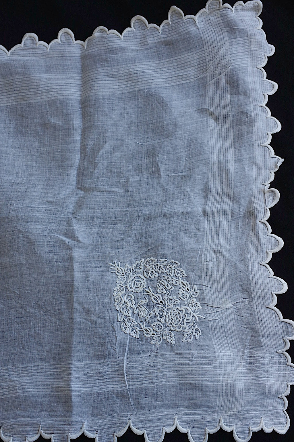 Mouchoir ancien en dentelle ancien mouchoir brodé 4