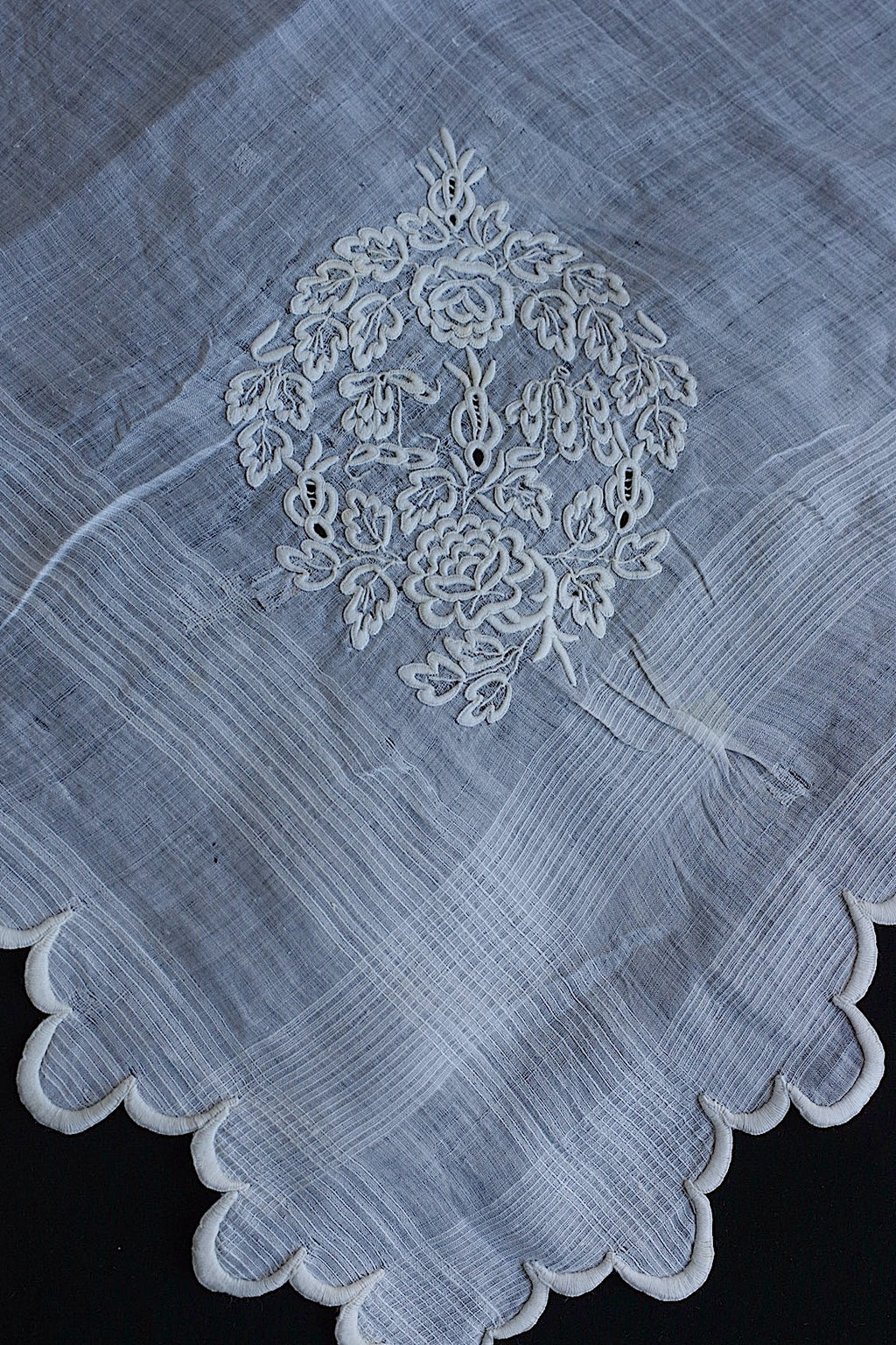 Mouchoir ancien en dentelle ancien mouchoir brodé 4